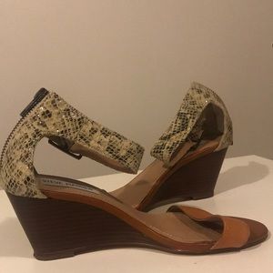 Brown/tan Steve Madden wedge sandals